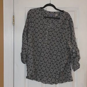 Black patterned blouse-Laura Scott-2x